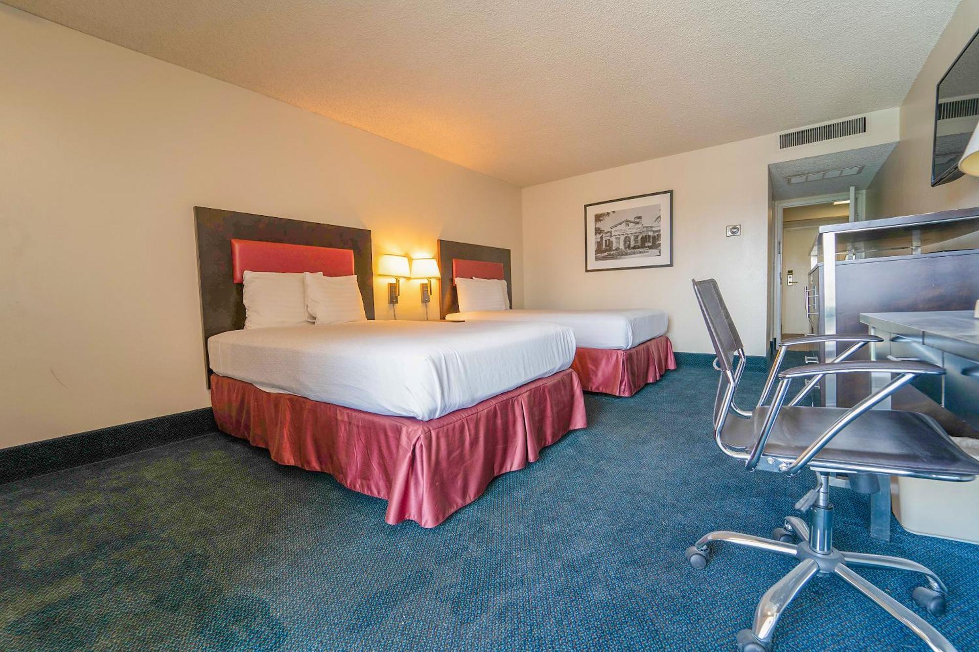 Royal Plaza Inn Indio Dış mekan fotoğraf