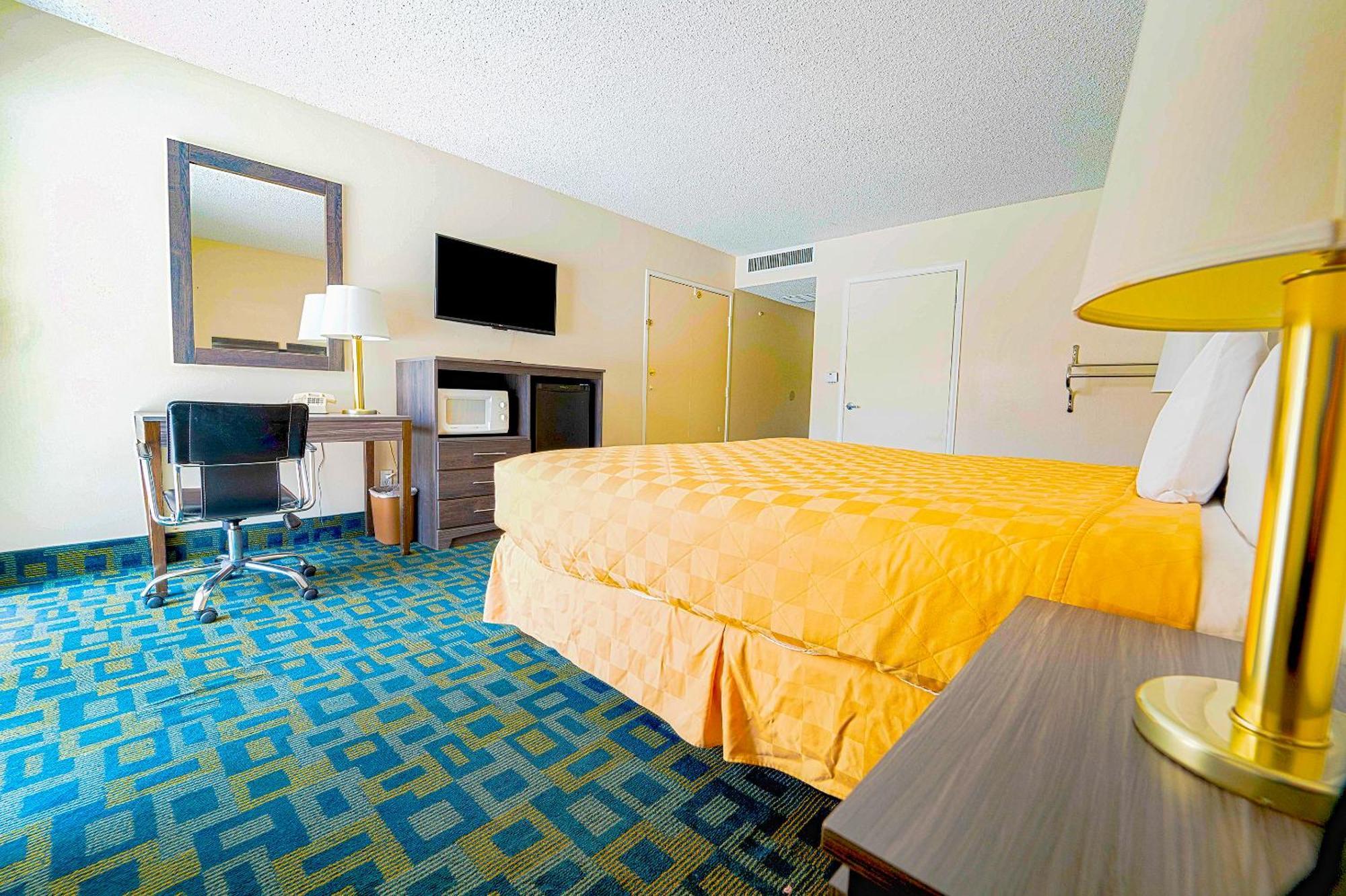 Royal Plaza Inn Indio Dış mekan fotoğraf