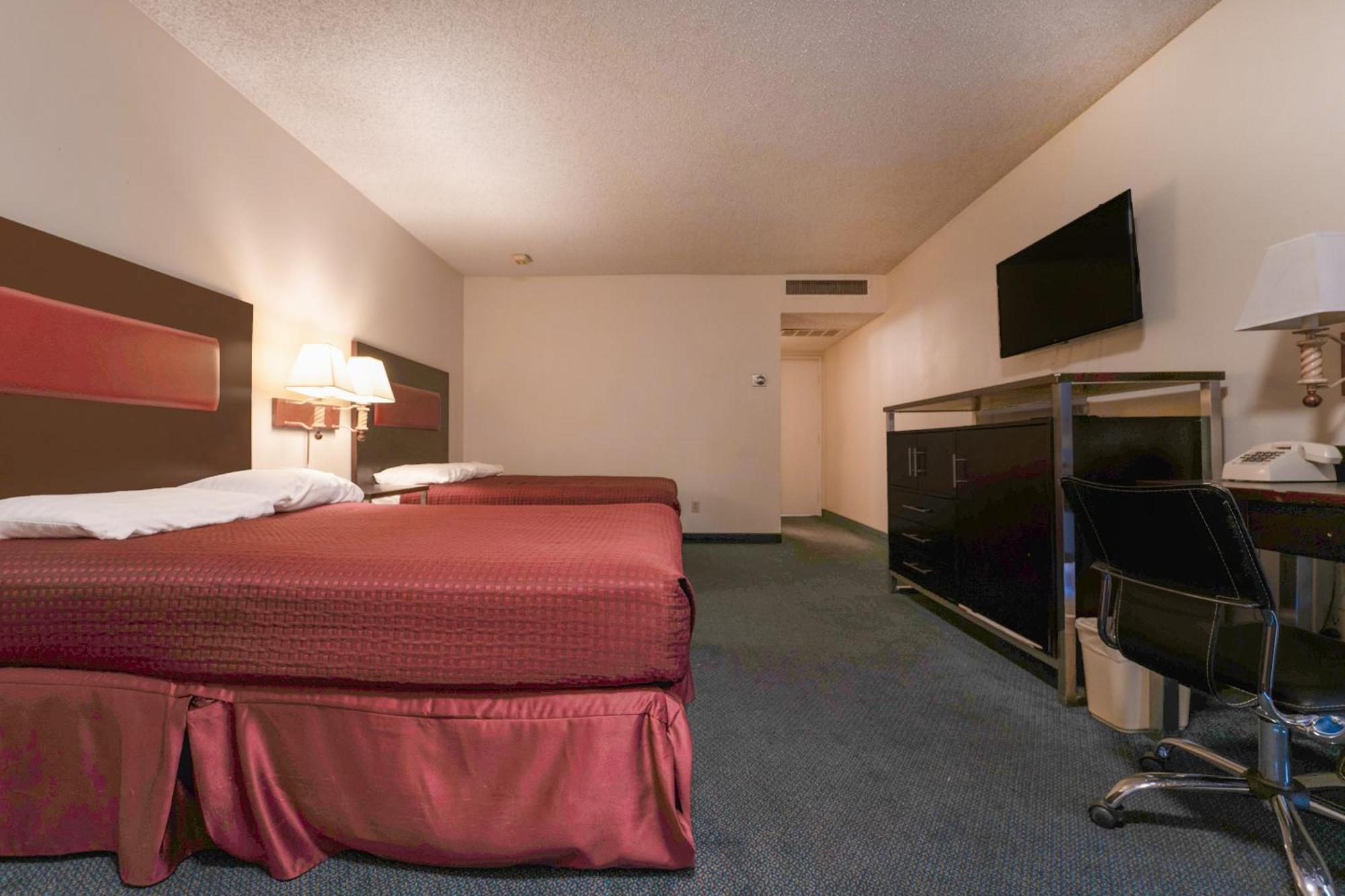 Royal Plaza Inn Indio Dış mekan fotoğraf